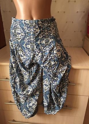 Шорти-капрі на резинці / укорочені штани широкі вільні