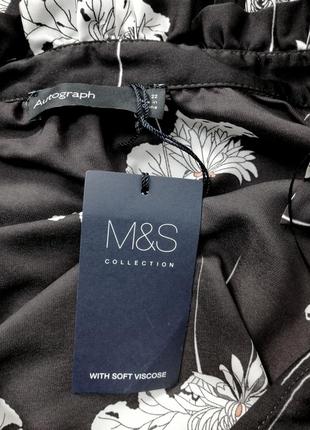 Изысканное черное атласное платье плиссе в цветы m&s7 фото