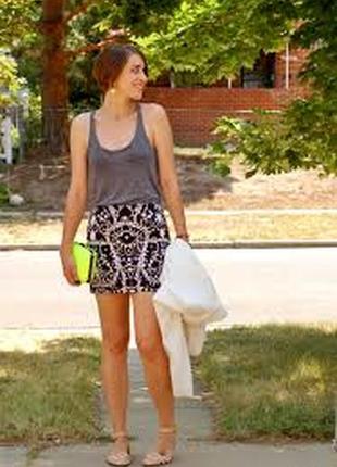 Актуальная мини-юбка h&m