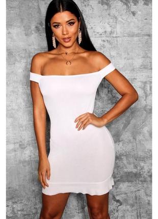 Платье ✨boohoo✨ с открытыми плечами