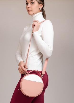 Розовая красивая женская круглая сумка кросс боди для девушки2 фото