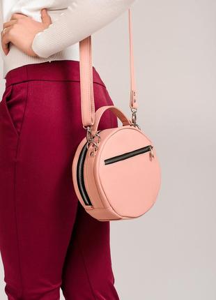 Розовая красивая женская круглая сумка кросс боди для девушки4 фото