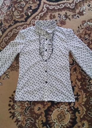 Продам шикарну блузу на дівчинку