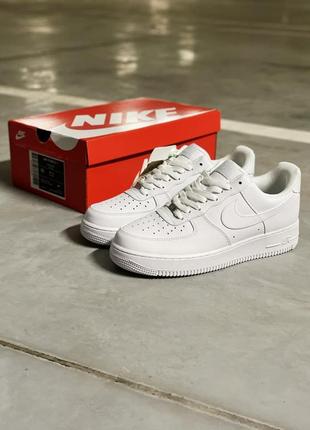 Кроссовки nike