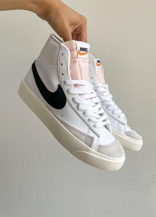 Кросівки високі Breast nike
