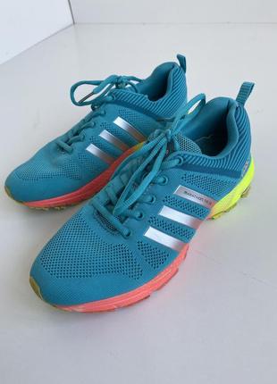 Женские спортивные кроссовки adidas 40 р