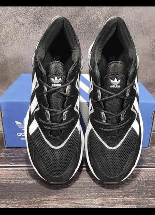 Чоловічі кросівки adidas ozweego