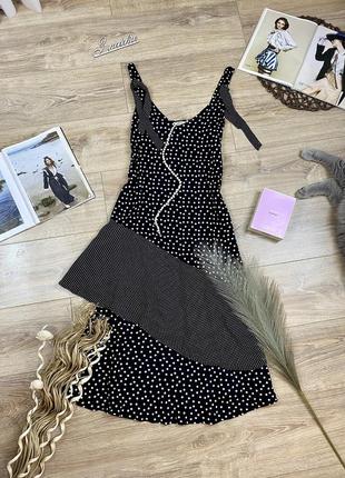 Игривый крутой легкий сарафан в горох и с рюшами