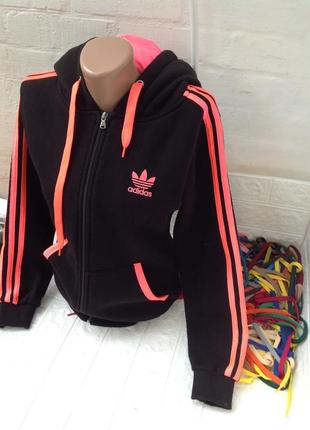 Спортивный костюм adidas теплый s/44-46