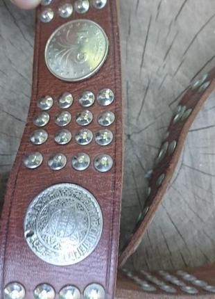 Кожаный ремень с старинными монетами3 фото