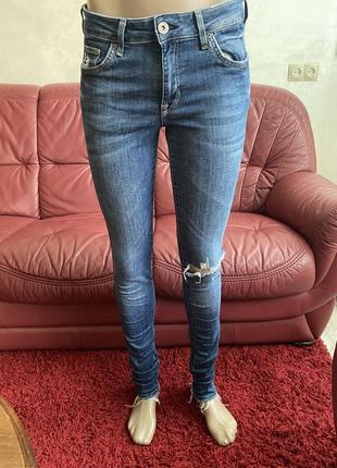 Super skinny 💙джинсы скинии//джинсы с потёртостями1 фото
