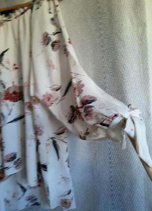 Кремовая женская блуза в цветах. блузка летняя  в мелкий цветок carolina morgan , легкая.7 фото