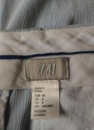 Джинси чоловічі h&m modern classicбело-блакитна тонка смужка розмір на етикетці 36/6/s6 фото
