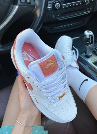 Nike air force 1 mini swoosh женские кроссовки найк в белом цвете5 фото