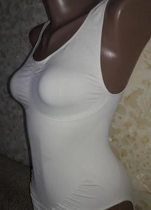 Корегуючий боді