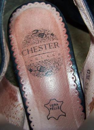 Акуратні чорні туфлі з натуральної шкіри босоніжки chester 37р2 фото