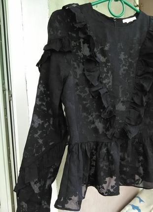 Бомбезная ажурная блузка с воланами1 фото