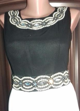 Платье класических белого и черного цвета,вышитое бисером live 2love,индия,р.s3 фото