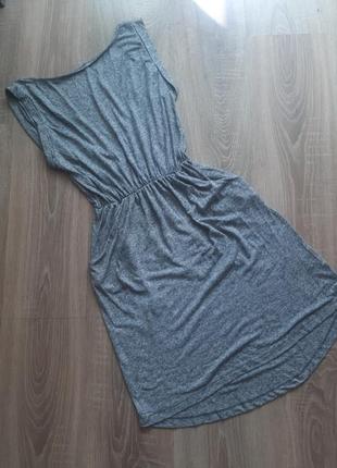 Плаття літнє жіноче сіре з вирізом на спинці1 фото
