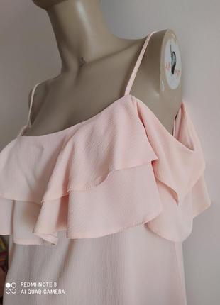 Блуза atmosphere с открытыми плечами и воланами нежного розово-абрикосового цвета размер uk 12/м-l2 фото