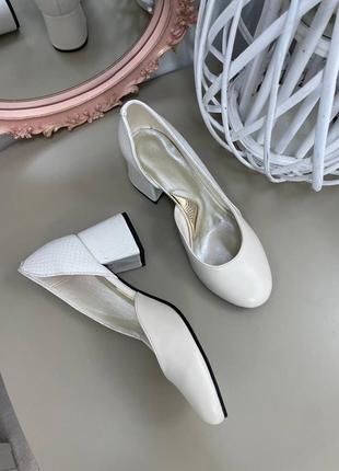 Эксклюзивные туфли из натуральной итальянской кожи и замша белые молочные8 фото