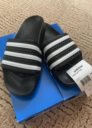 Шльопки adidas adilette1 фото