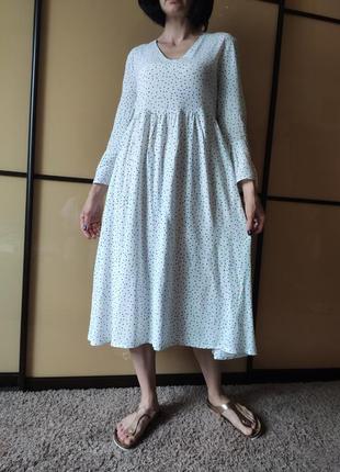 Платье белое в разноцветный горошек1 фото