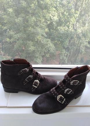 Стильные ботинки от швейцарского торгового дома walder schuhe.