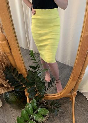 Бандажная юбка-карандаш