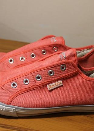 Кеди dockers