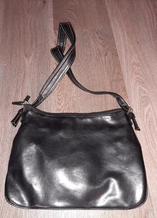 Зручна сумка.