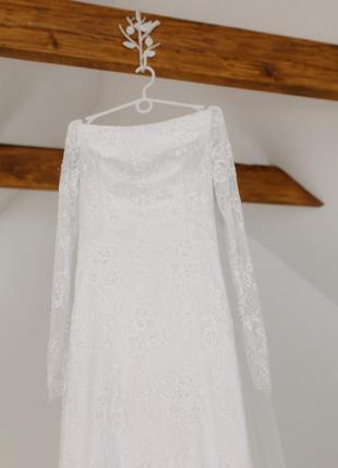 Свадебное платье из кружева шантилье и атласа . длинный шлейф и фата8 фото