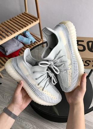 Жіночі кросівки adidas yeezy 350 v2