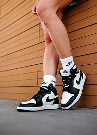 Мужские кроссовки nike air jordan 1 retro black\white