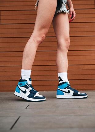 Женские кроссовки nike air jordan 1 retro "obsidian"