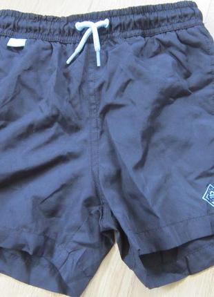 Шорти для хлопчика троянд. 108 на 4-5 років