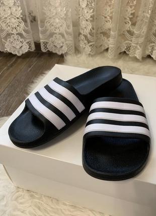 Шлепанцы adidas adilette