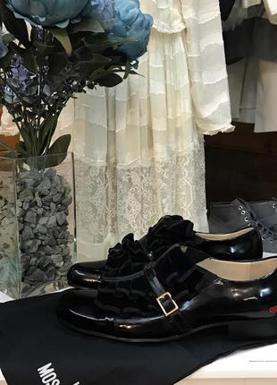 Туфли лаковые лоферы лоуферы оксфорды mochino