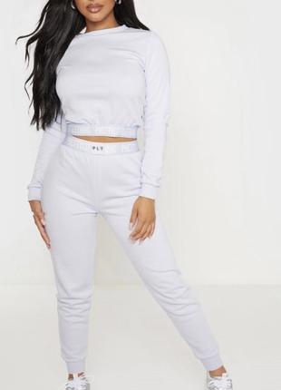 Популярный костюм топ+штаны prettylittlething