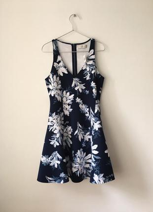 Новое синее платье с принтом лилий американского бренда abercrombie&fitch лилия2 фото