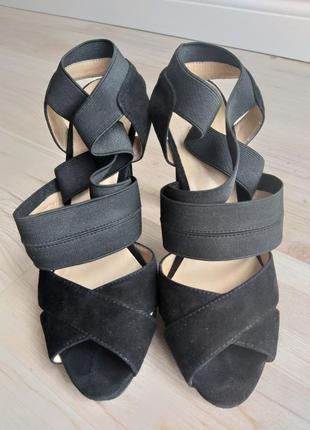 Босоножки натуральная замша