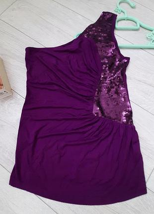 Стильна жіноча нарядна маєчка з віскози на одне плече