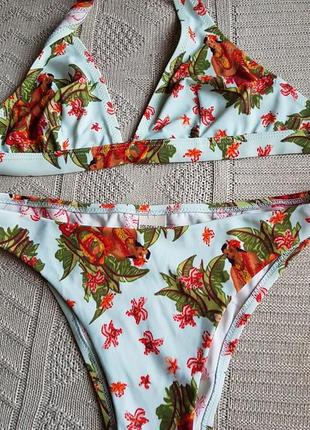 Оригинальный фирменый купальник