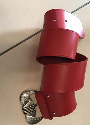 Широкий шкіряний ремінь