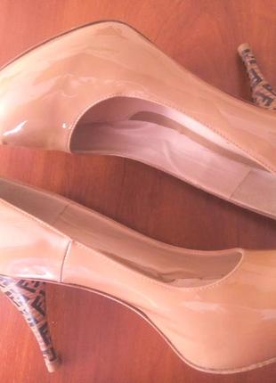 Супер туфли fendi vero cuoio 37р