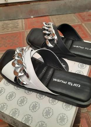 Шлепанцы кожаные. турция.