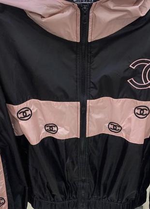 Куртка-вітрівка