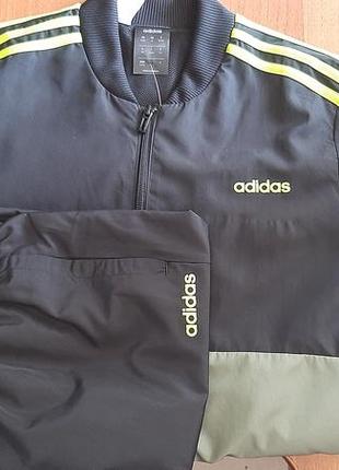 Спортивний костм