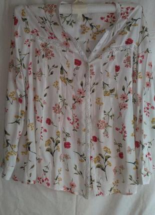 Хороша фірмова блуза з коротким рукавом (made in india )