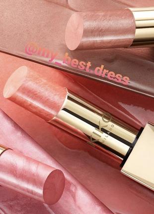 Kiko milano бальзам для губ с перламутровыми пигментами kiko milano holiday gems care & glow lipstylo6 фото